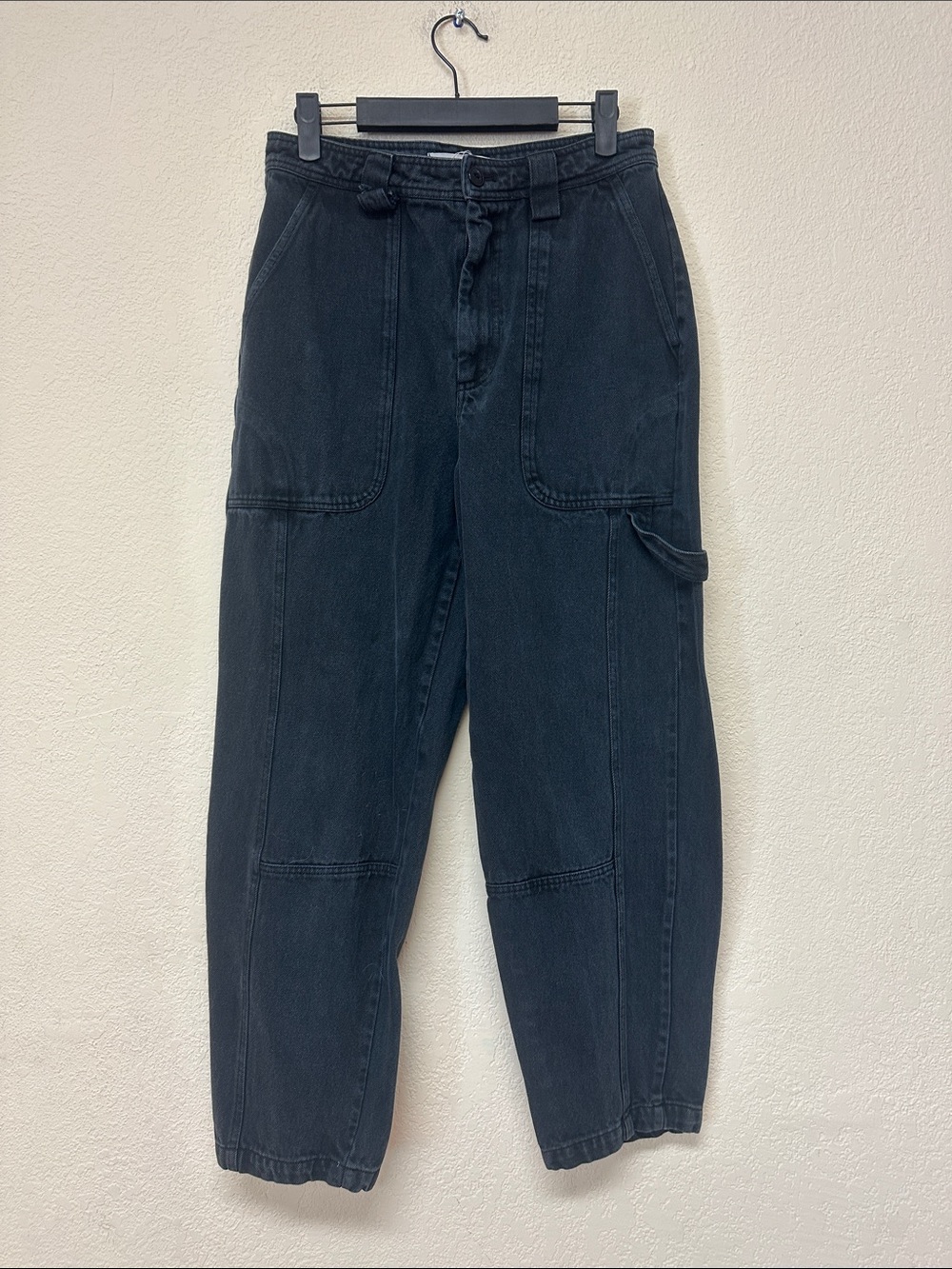 Amex Mill womans Black barrel Style Jeans with Utility Pockets size 8